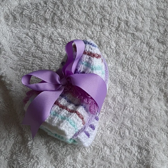 👶 NWOT - Bundle of 5 Handmade knitted hats for babies -  Different sizes - Picture 3 of 3